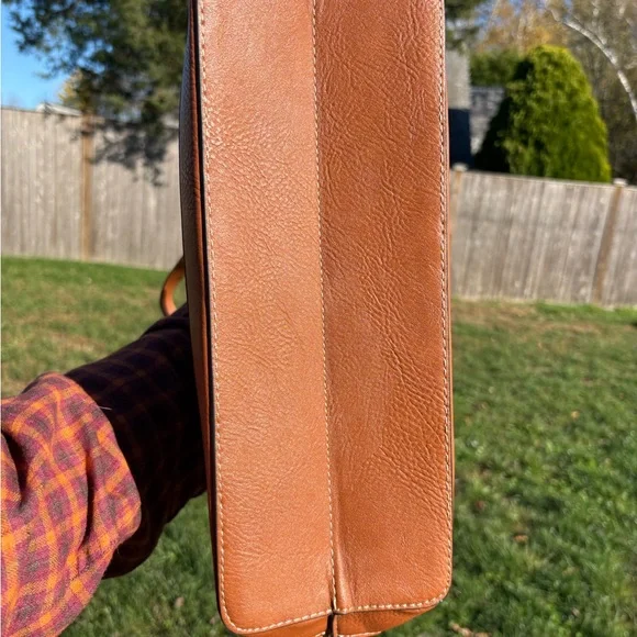 Wrangler Tan and Brown Tote Bag - Picture 5 of 5